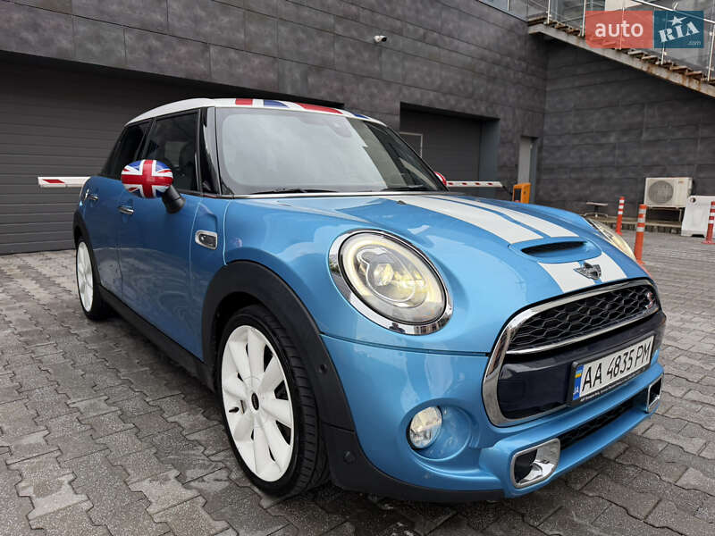 Хетчбек MINI Cooper 2017 в Києві