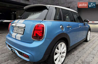 Хэтчбек MINI Cooper 2017 в 