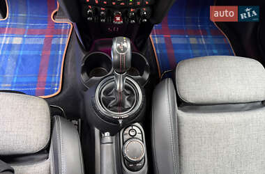 Хэтчбек MINI Cooper 2017 в 