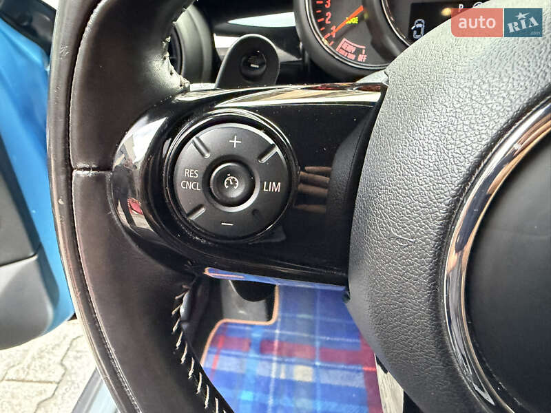 Хетчбек MINI Cooper 2017 в Києві