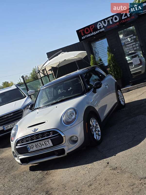 Хэтчбек MINI Cooper 2014 в 