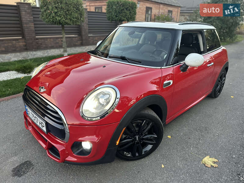 Хэтчбек MINI Cooper 2017 в Полтаве