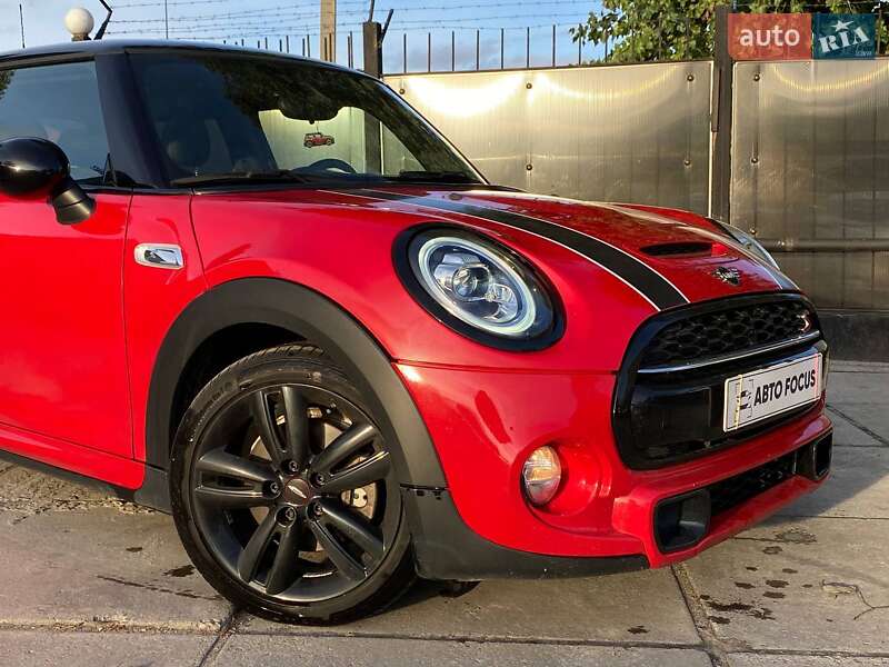 Хэтчбек MINI Cooper 2018 в Киеве