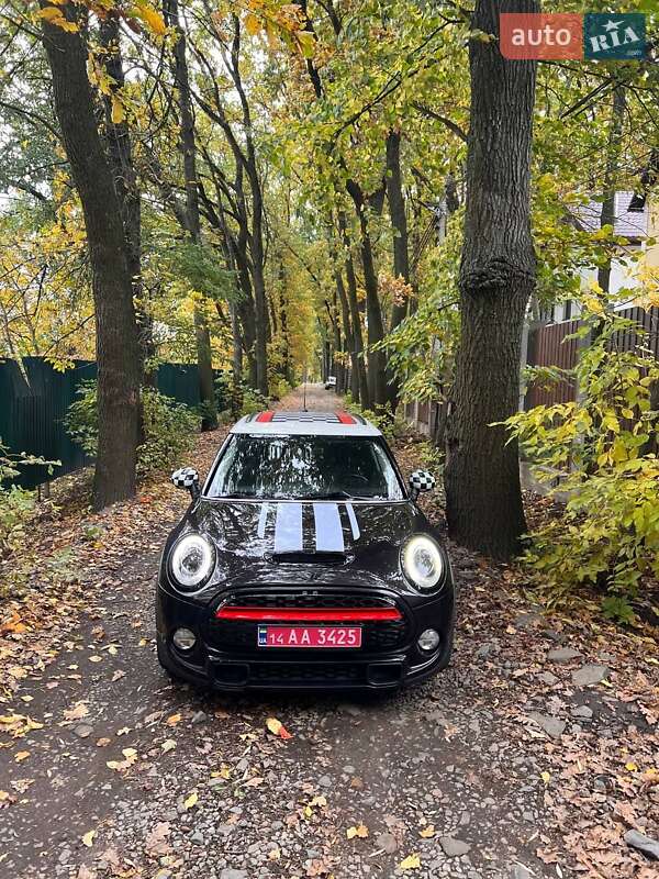 Хэтчбек MINI Cooper 2015 в Киеве