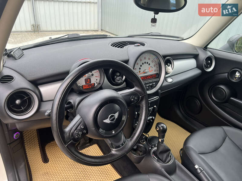 Хетчбек MINI Cooper 2012 в Боярці