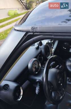Хетчбек MINI Cooper 2011 в 
