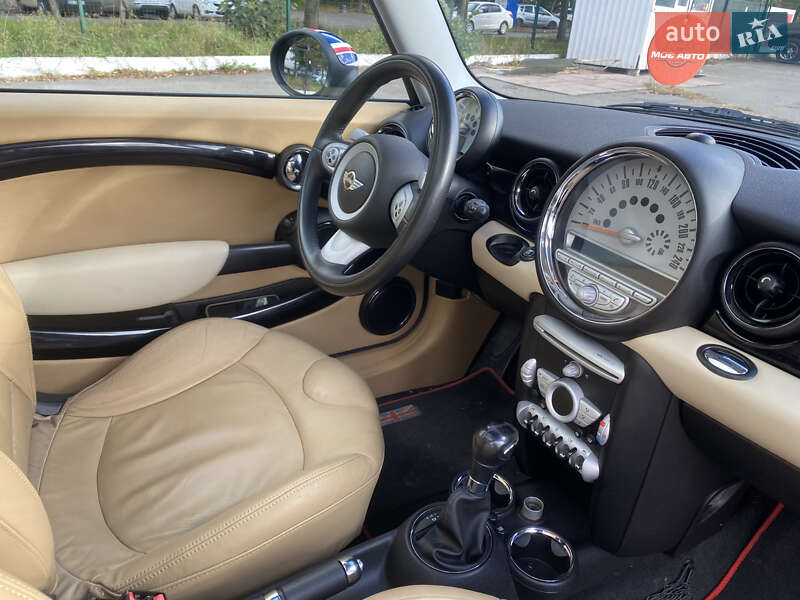 Хэтчбек MINI Cooper 2007 в Киеве