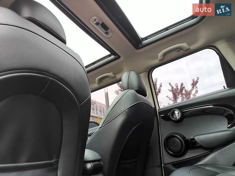 Хетчбек MINI Cooper 2017 в Києві фото 48 Хетчбек MINI Cooper 2017 в Києві