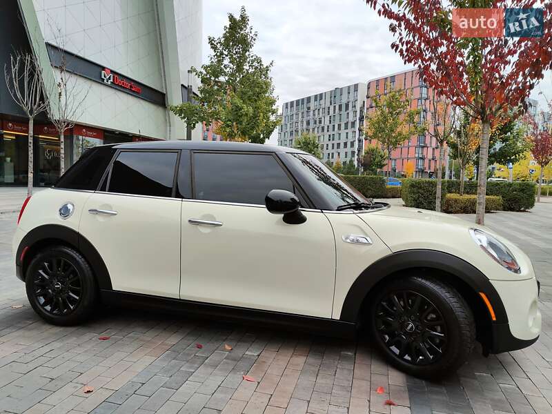 Хетчбек MINI Cooper 2017 в Києві фото 29 Хетчбек MINI Cooper 2017 в Києві