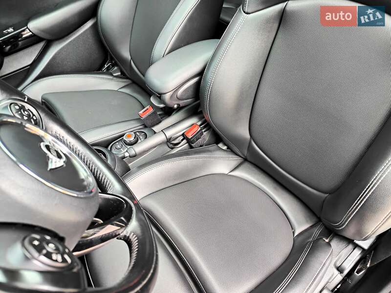 Хетчбек MINI Cooper 2017 в Києві фото 38 Хетчбек MINI Cooper 2017 в Києві