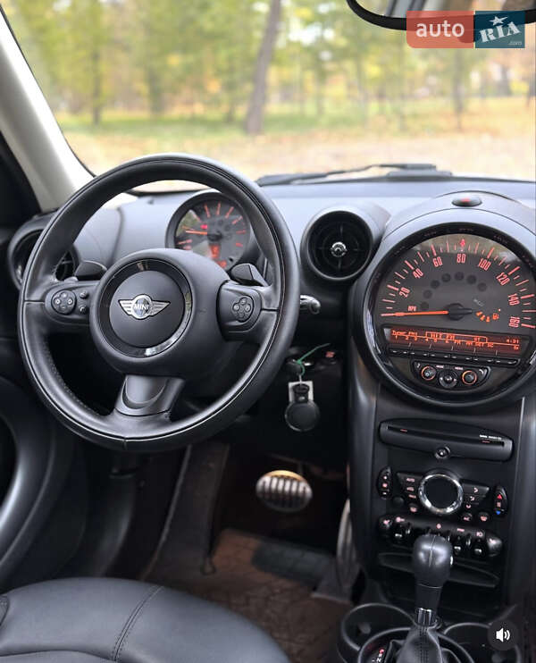Хэтчбек MINI Cooper 2016 в Кропивницком