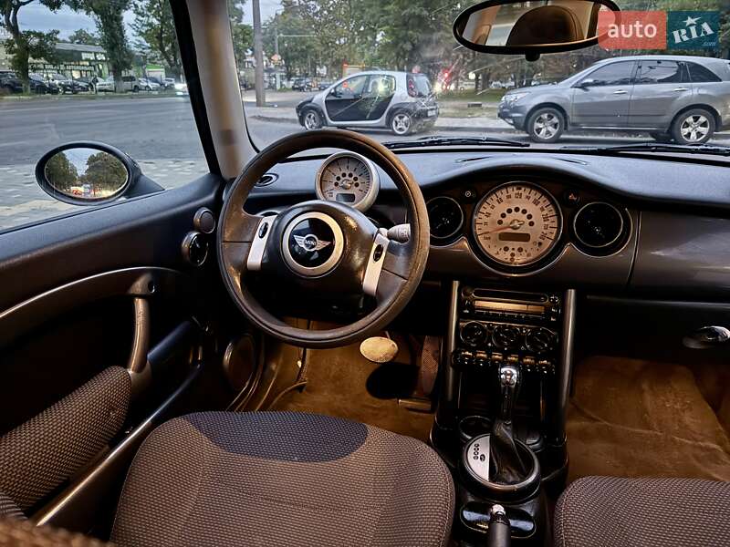Хэтчбек MINI Cooper 2006 в Одессе фото 12 Хэтчбек MINI Cooper 2006 в Одессе