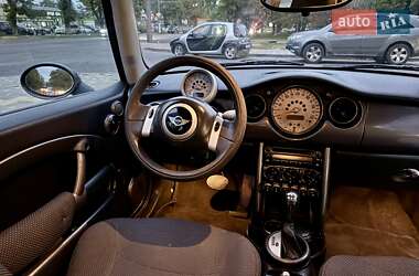 Хетчбек MINI Cooper 2006 в 