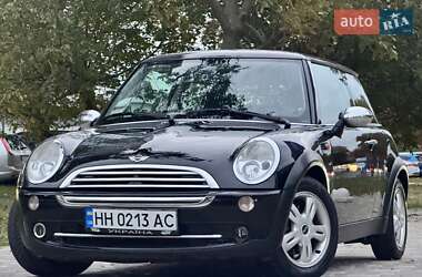Хетчбек MINI Cooper 2006 в 