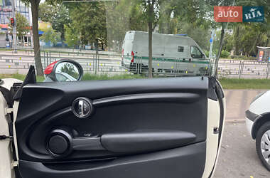 Хетчбек MINI Cooper 2014 в 