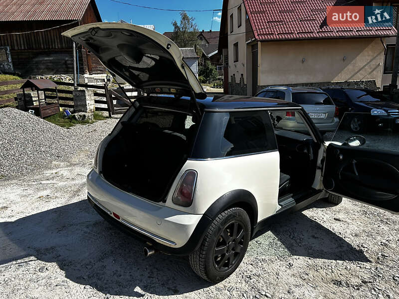 Хетчбек MINI Cooper 2004 в Івано-Франківську фото 12 Хетчбек MINI Cooper 2004 в Івано-Франківську