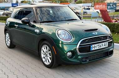 Хетчбек MINI Cooper 2016 в  фото 10 Хетчбек MINI Cooper 2016 в