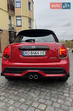 Хетчбек MINI Cooper 2023 в 