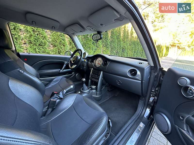 Хетчбек MINI Cooper 2006 в Львові фото 28 Хетчбек MINI Cooper 2006 в Львові