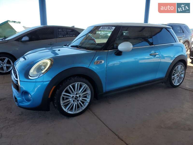 MINI Cooper 2018