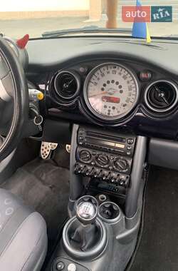 Хетчбек MINI Cooper 2006 в  фото 4 Хетчбек MINI Cooper 2006 в