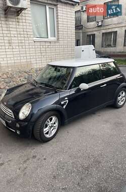Хэтчбек MINI Cooper 2006 в Кропивницком