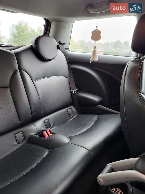 Хетчбек MINI Cooper 2007 в Києві