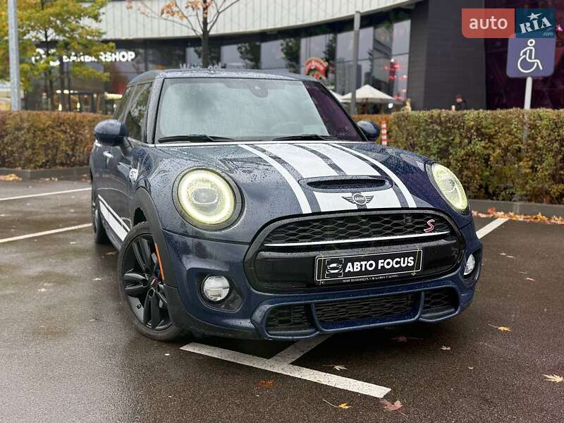 Хэтчбек MINI Cooper 2018 в Киеве