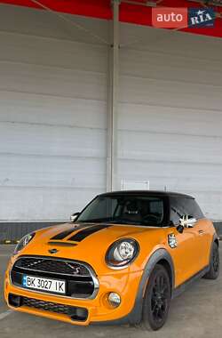 Хетчбек MINI Cooper 2014 в Рівному