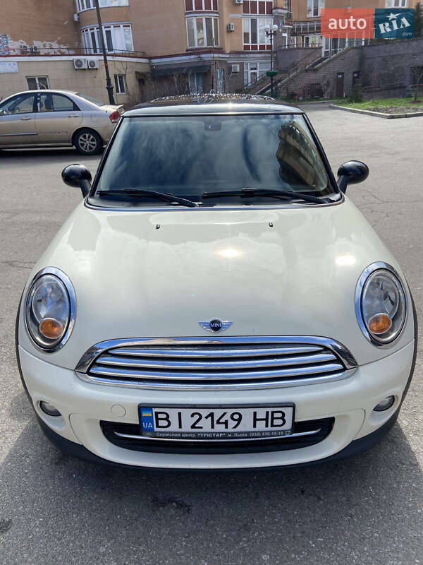 Хетчбек MINI Cooper 2013 в Києві фото 2 Хетчбек MINI Cooper 2013 в Києві