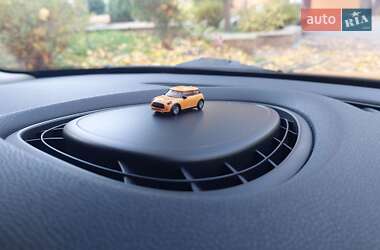 Хэтчбек MINI Cooper 2014 в Киеве