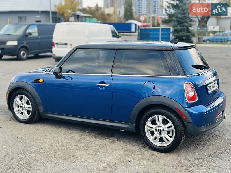 Хетчбек MINI Cooper 2011 в Києві фото 5 Хетчбек MINI Cooper 2011 в Києві