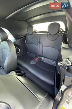 Хэтчбек MINI Cooper 2015 в Львове
