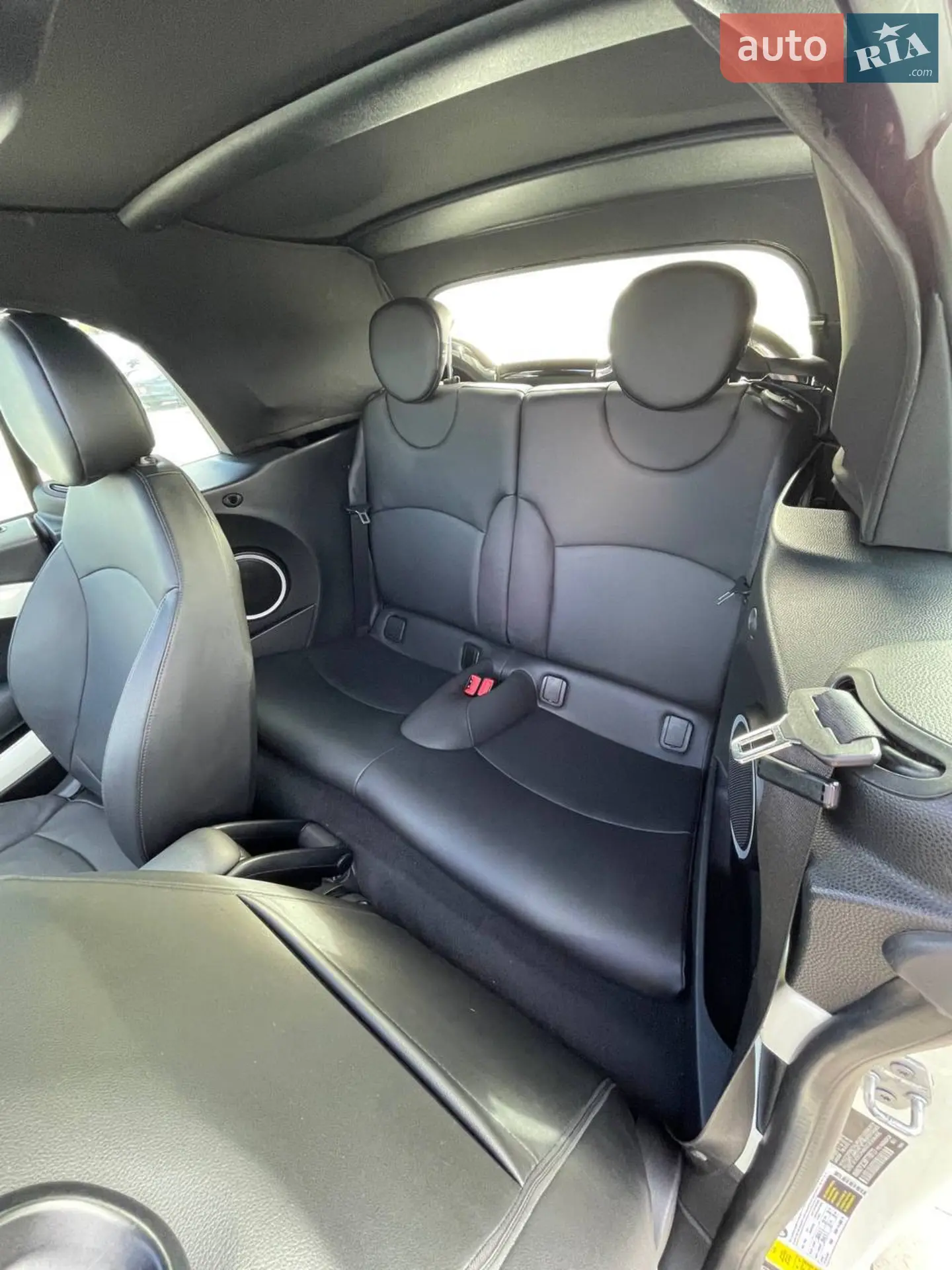 2015 MINI Cooper - мініатюра 12
