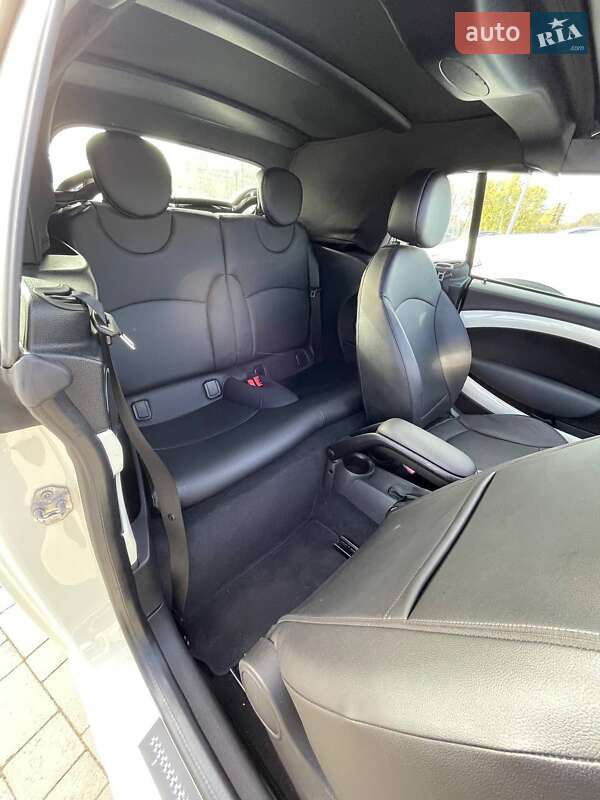 Хетчбек MINI Cooper 2015 в Львові