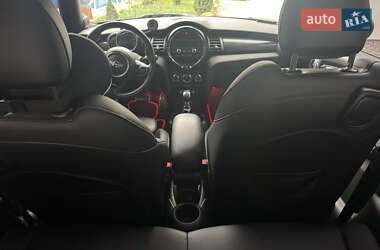 Хетчбек MINI Cooper 2016 в Києві фото 11 Хетчбек MINI Cooper 2016 в Києві