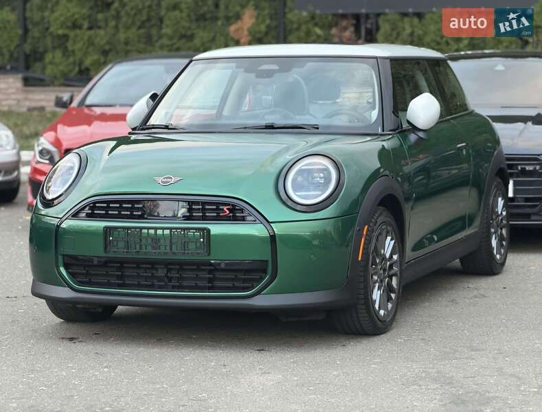 Хэтчбек MINI Cooper 2024 в Киеве фото 2 Хэтчбек MINI Cooper 2024 в Киеве