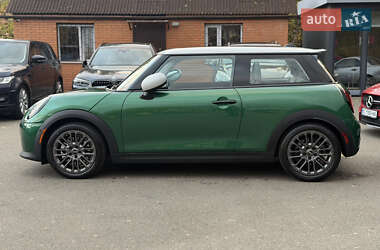 Хетчбек MINI Cooper 2024 в Києві