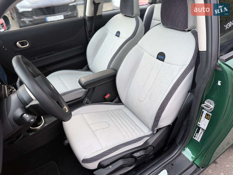 Хэтчбек MINI Cooper 2024 в Киеве фото 11 Хэтчбек MINI Cooper 2024 в Киеве