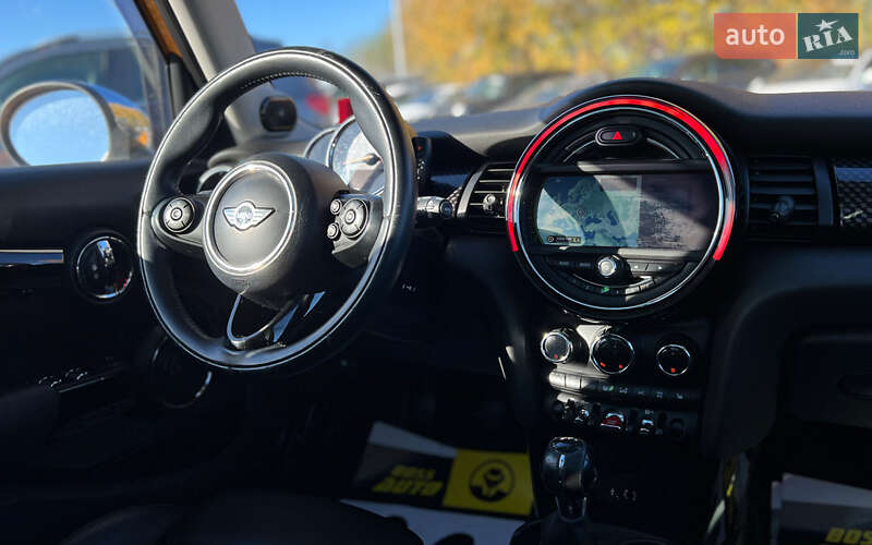 Хетчбек MINI Cooper 2015 в Львові