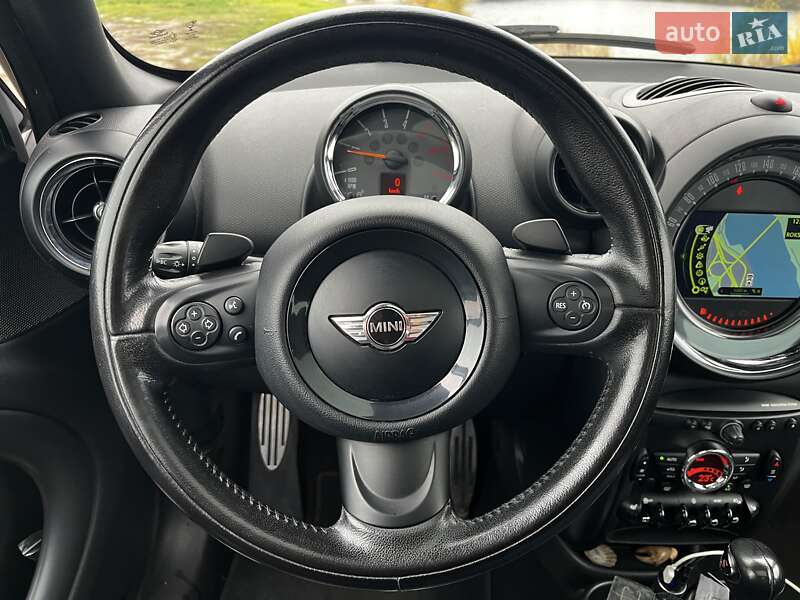 Позашляховик / Кросовер MINI Cooper 2016 в Києві фото 17 Позашляховик / Кросовер MINI Cooper 2016 в Києві