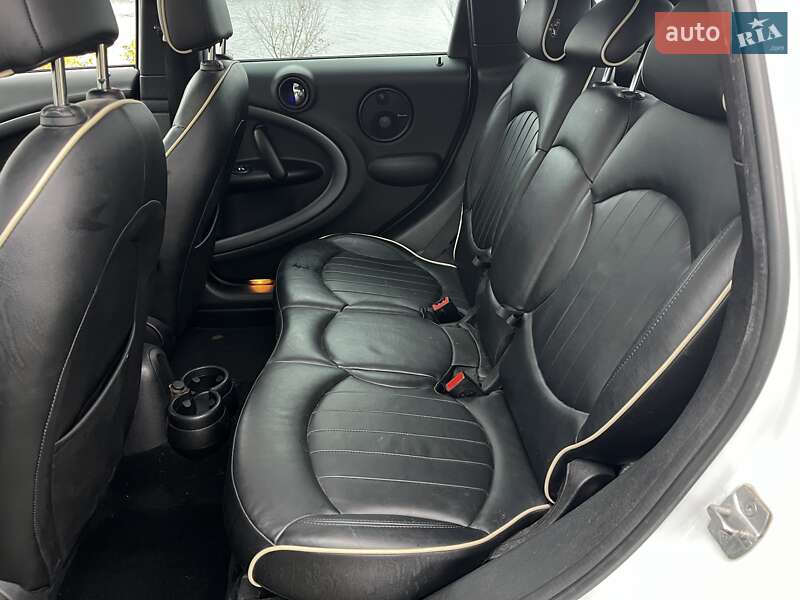 Позашляховик / Кросовер MINI Cooper 2016 в Києві фото 14 Позашляховик / Кросовер MINI Cooper 2016 в Києві