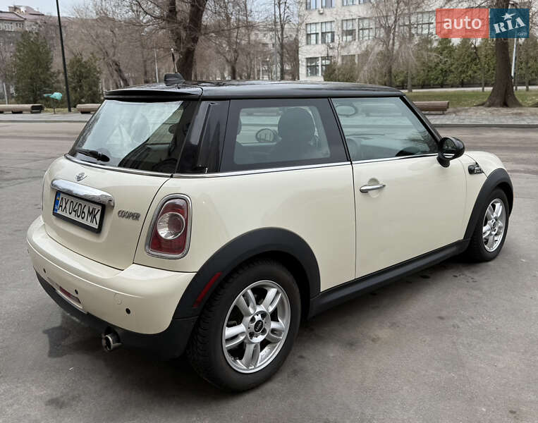 Хетчбек MINI Cooper 2011 в Харкові