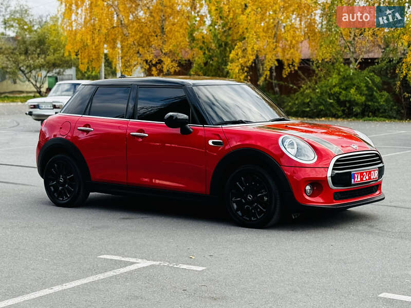 Хетчбек MINI Cooper 2020 в Здолбуніві