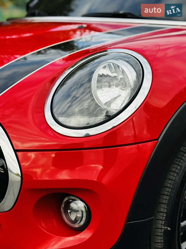 Хетчбек MINI Cooper 2020 в Здолбуніві