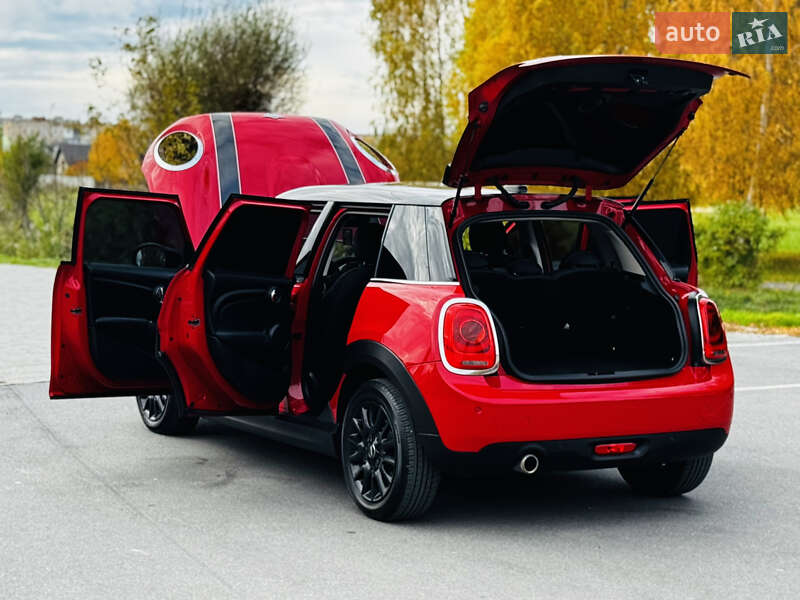 Хетчбек MINI Cooper 2020 в Здолбуніві