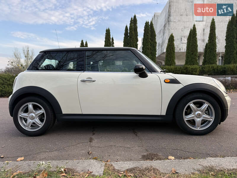 Хетчбек MINI Cooper 2007 в Києві фото 5 Хетчбек MINI Cooper 2007 в Києві