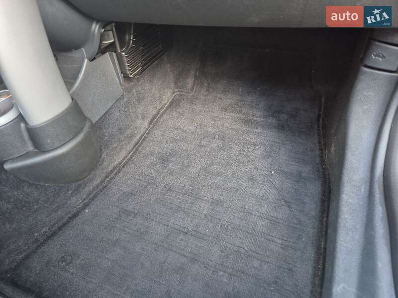 Хэтчбек MINI Cooper 2005 в Одессе