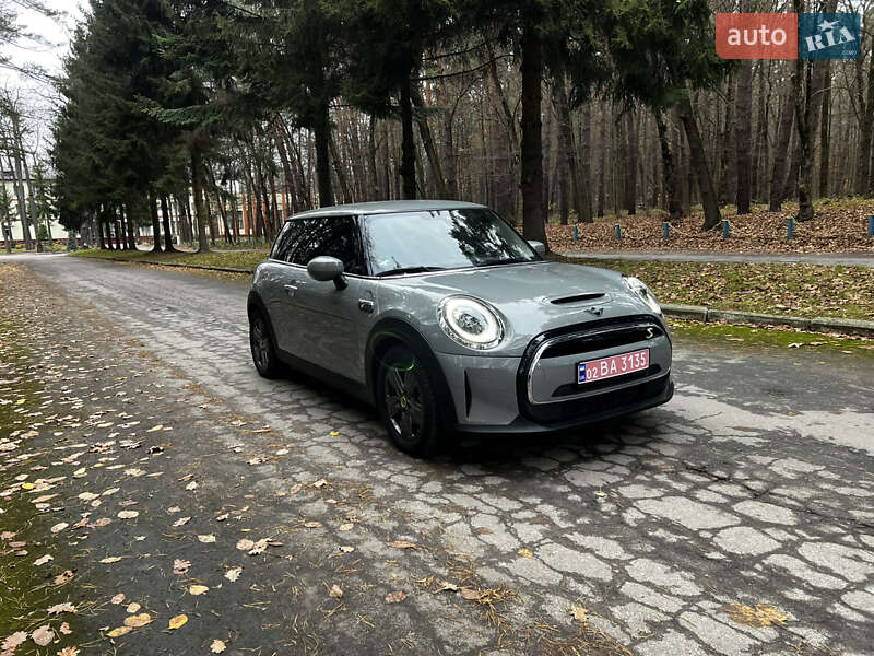 Хэтчбек MINI Cooper 2022 в Виннице