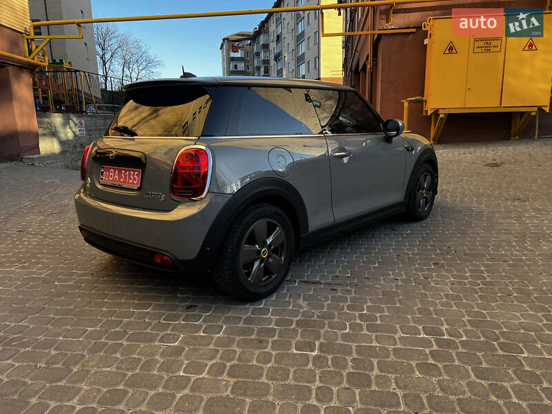 Хэтчбек MINI Cooper 2022 в Виннице